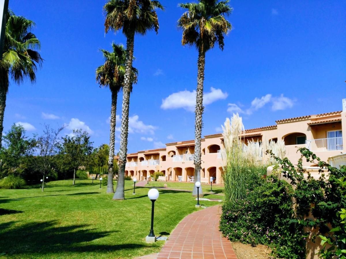 Hotel Arenas De Son Bou Esterno foto
