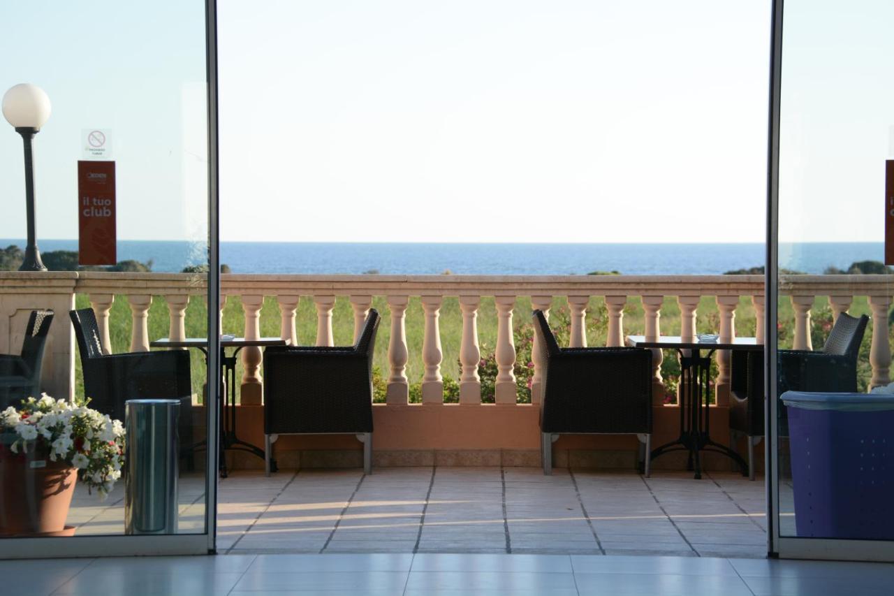 Hotel Arenas De Son Bou Esterno foto