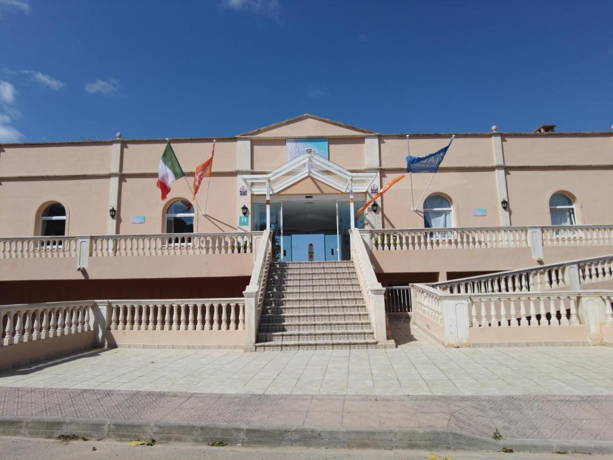 Hotel Arenas De Son Bou Esterno foto